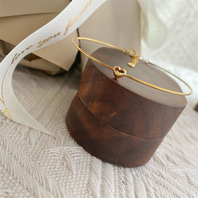 Fine Heart Bracelet