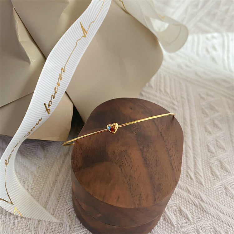 Fine Heart Bracelet